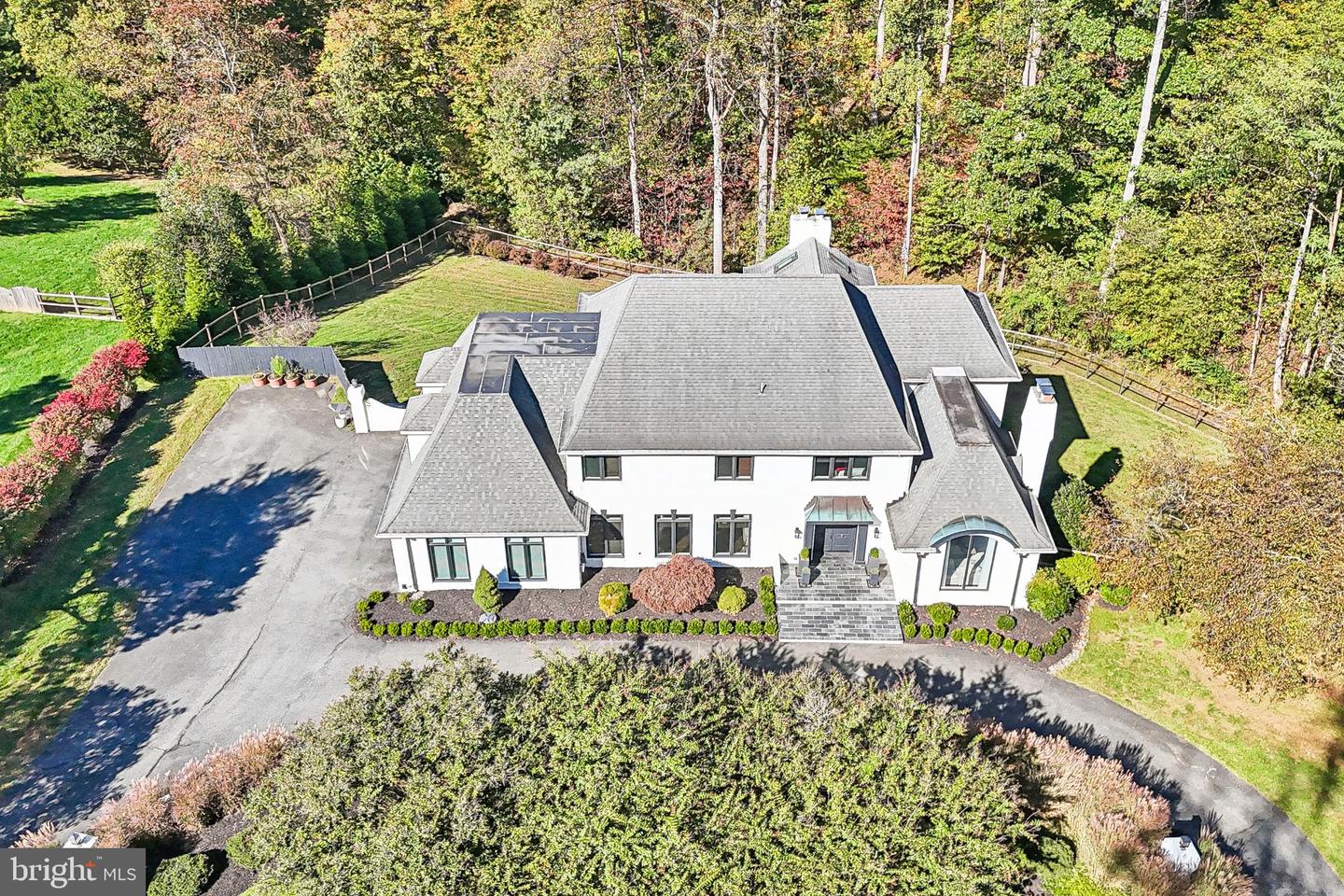 11616 Lake Potomac Dr — photo