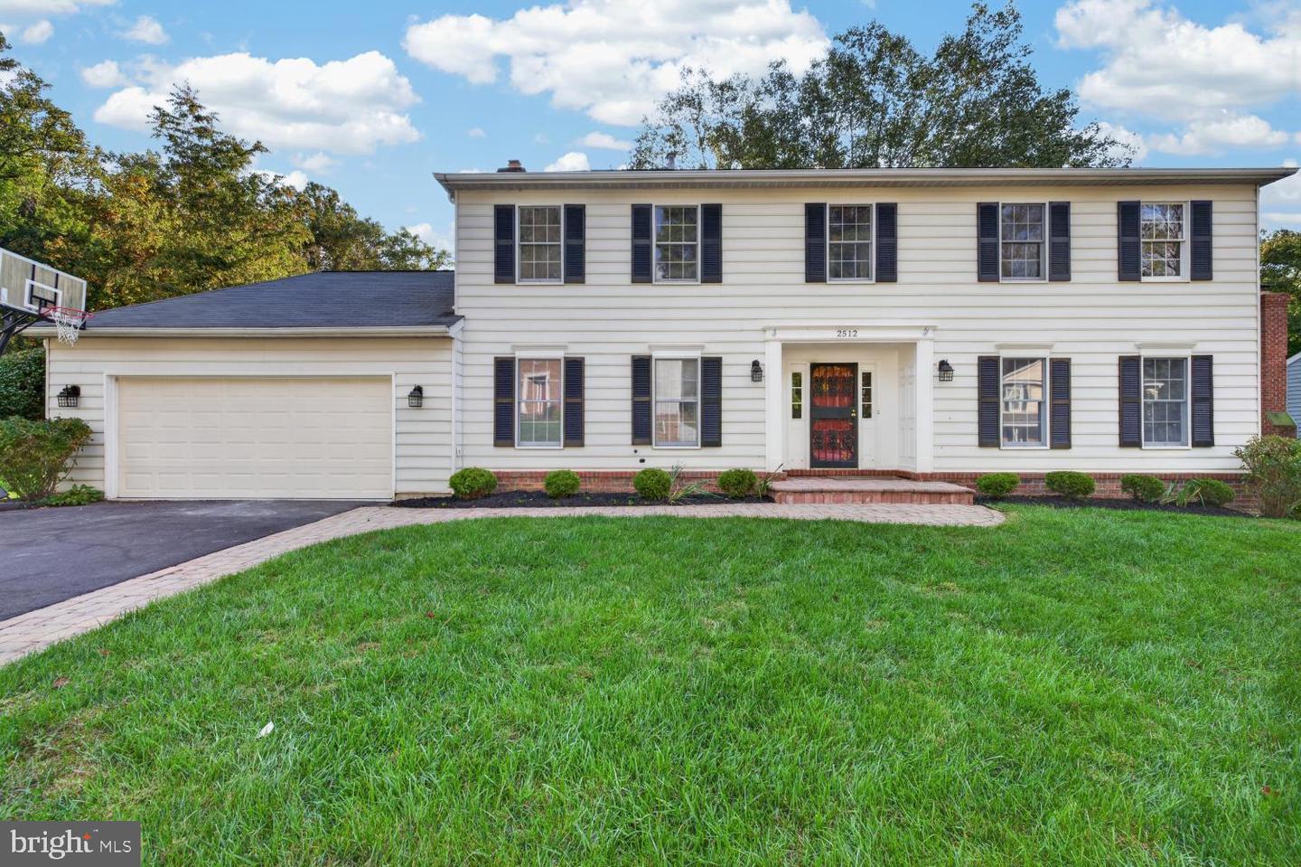 2512 Locustwood Pl — photo