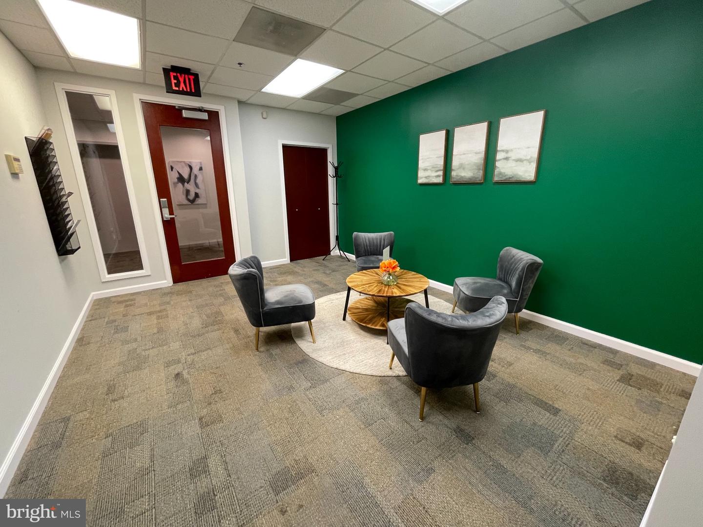 1110 Bonifant St #201 Single Offices — photo