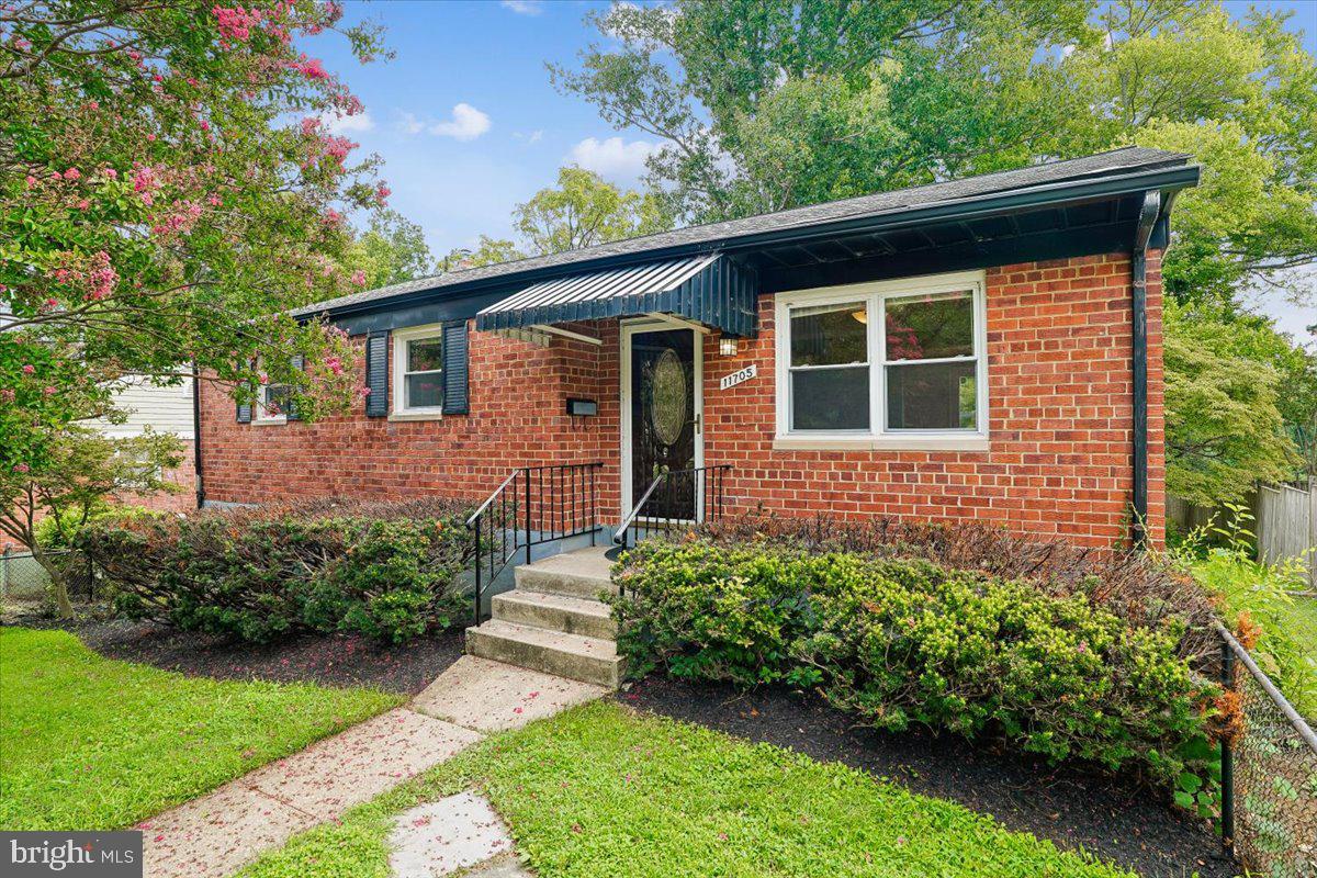 11705 Ashley Dr — photo