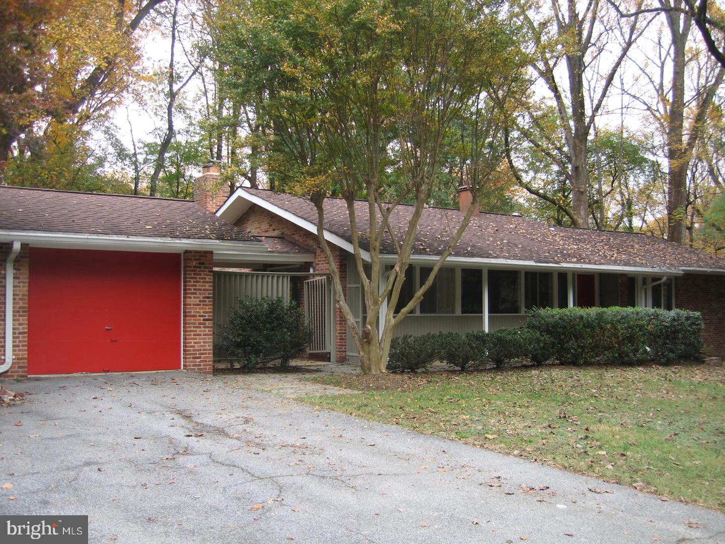 8 Carderock Ct — photo