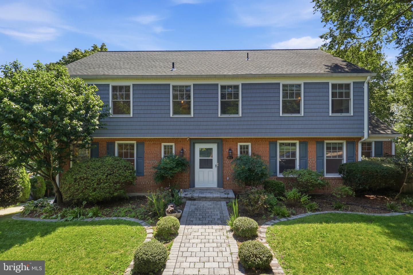 6012 Overlea Rd — photo