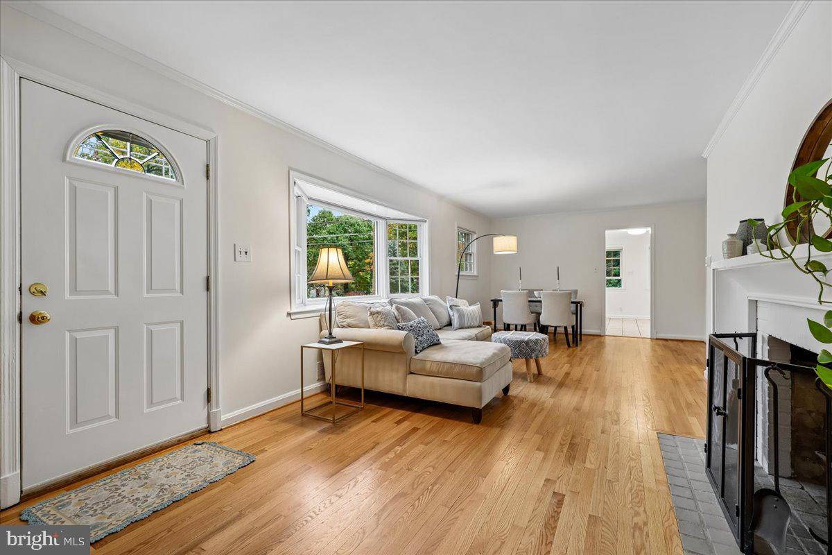 10525 Kinloch Road, Silver Spring, MD 20903 — photo 3