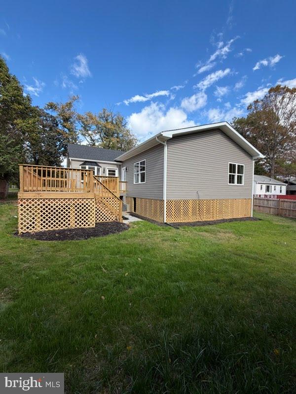 703 Northwest Dr — photo