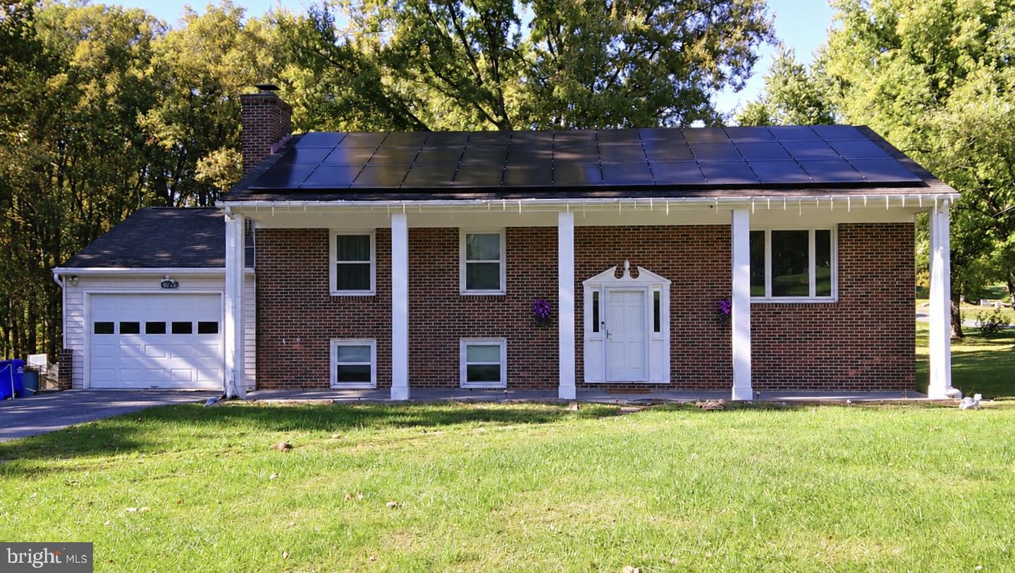 8232 Hilton Rd — photo