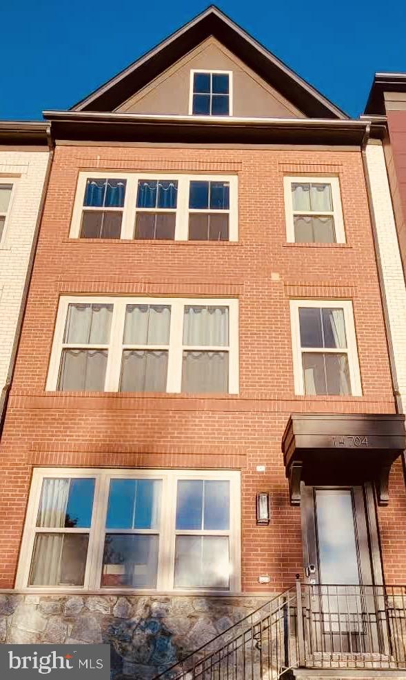 14704 Swat St — photo