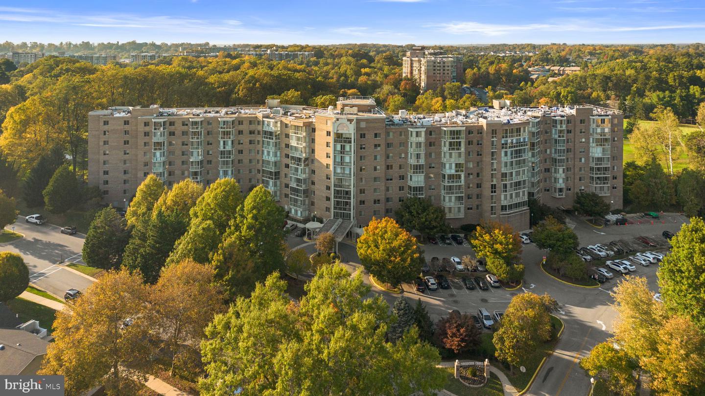 3005 S Leisure World Blvd #111 — photo
