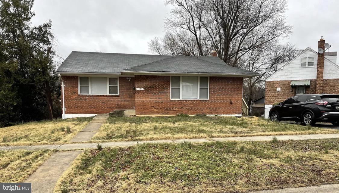 1607 Lansdowne Way — photo