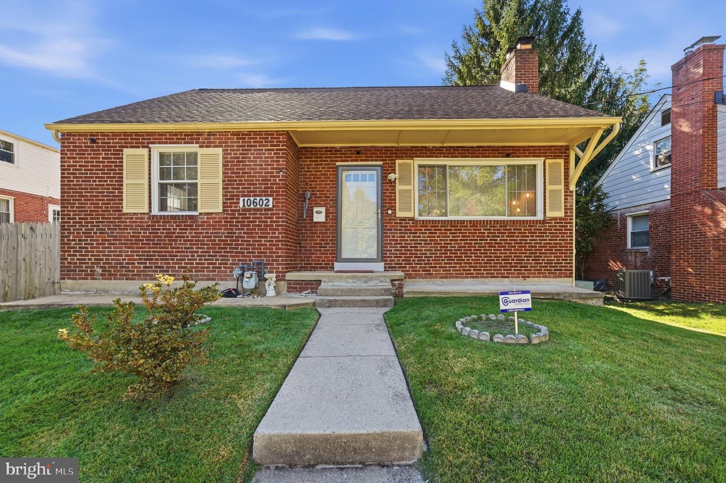 10602 Edgewood Ave — photo