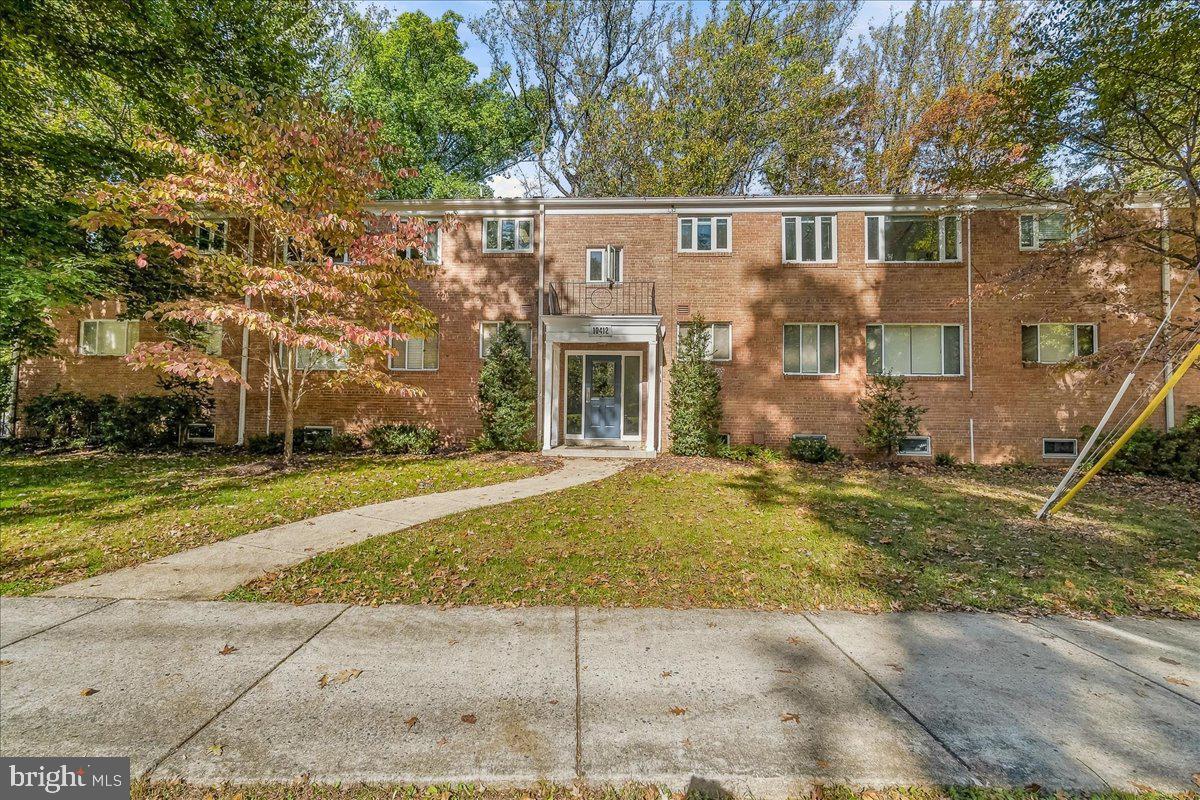 10412 Montrose Ave #104 — photo