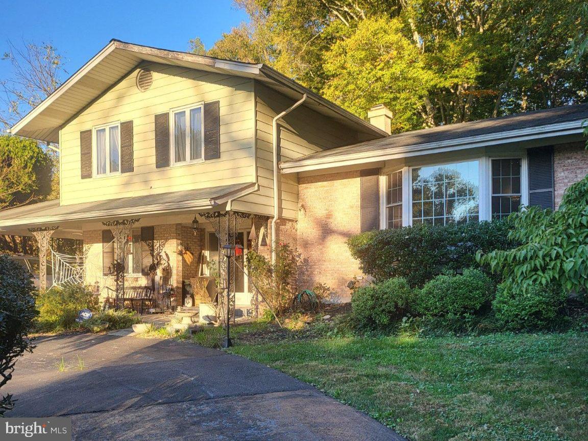 12801 Saddlebrook Dr — photo