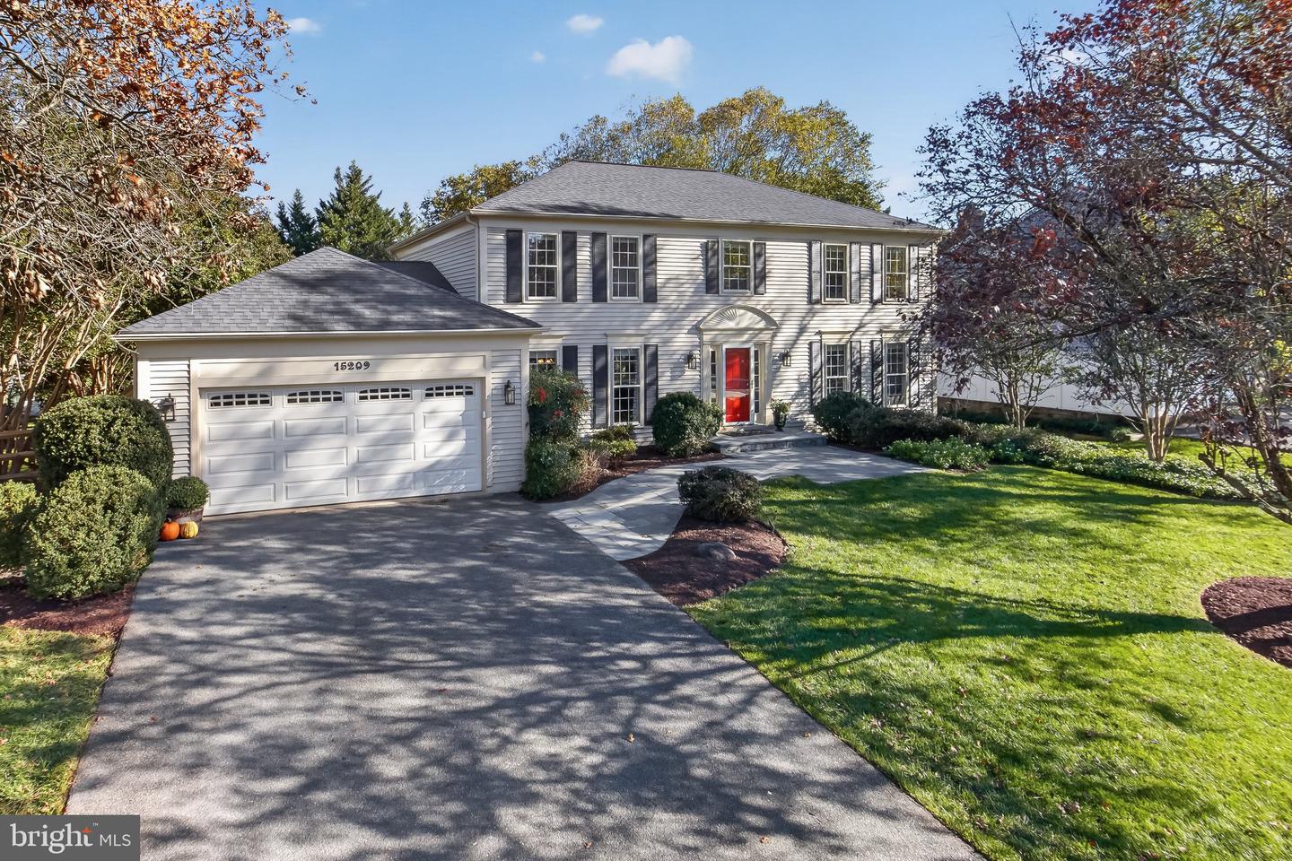 15209 Jones Ln — photo