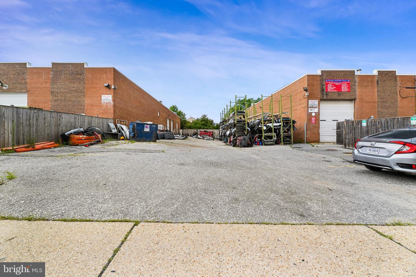 7605, 7601, 7501 Barbara Ln — photo