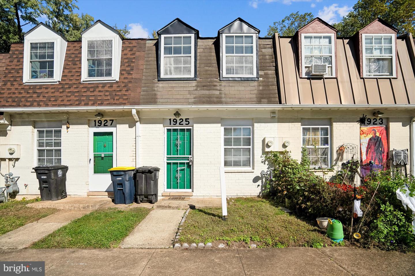 1925 Dutch Village Dr #I-242 — photo