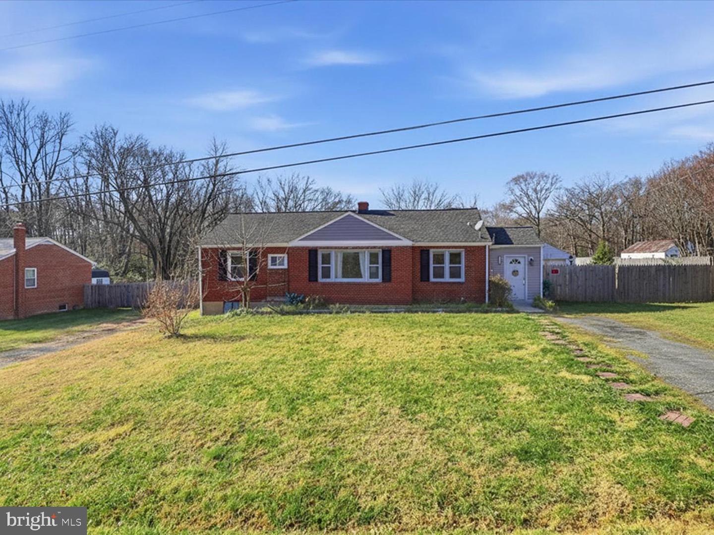 16115 Holly Hill Dr — photo