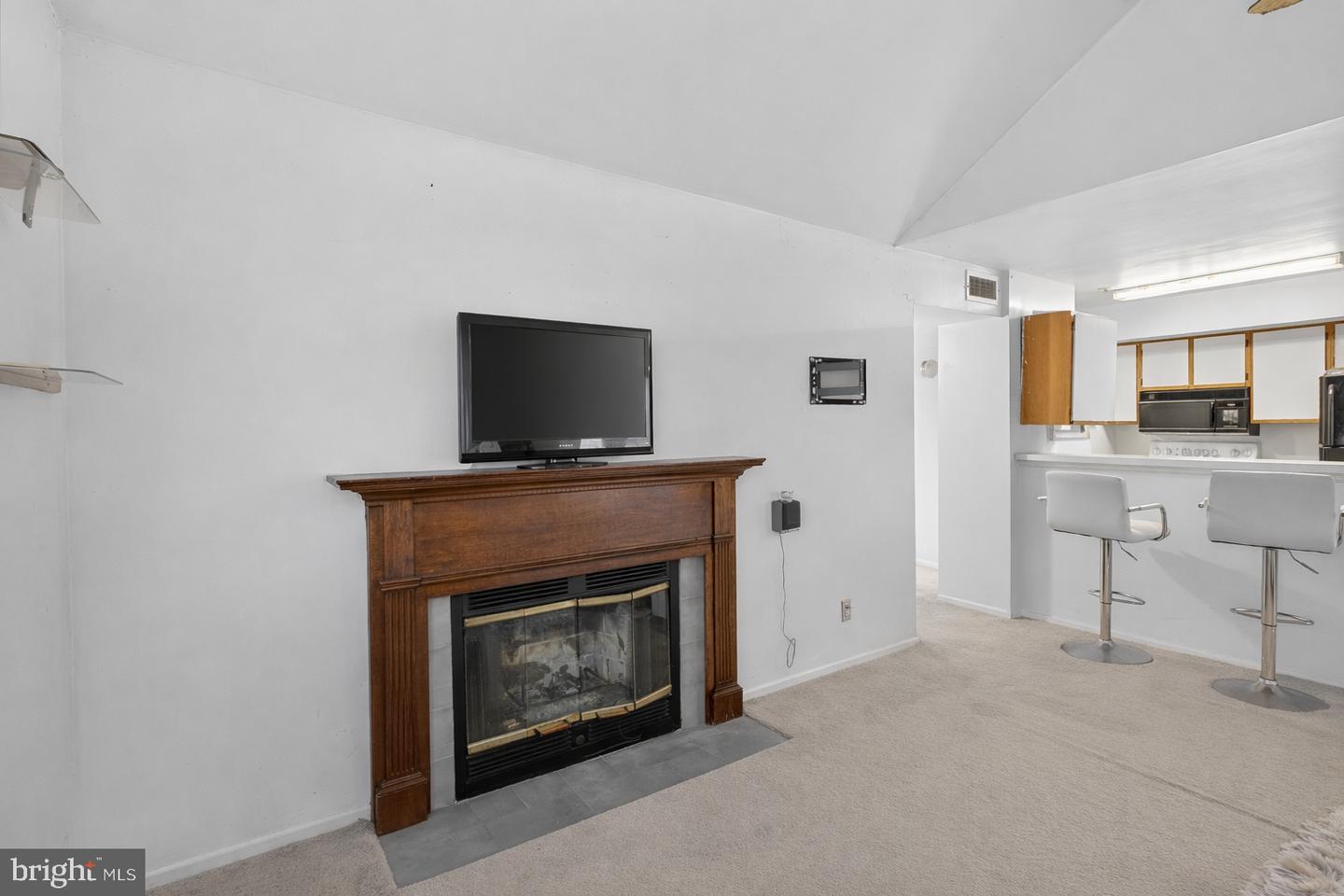 4462 Lord Loudoun Ct #15-6 — photo