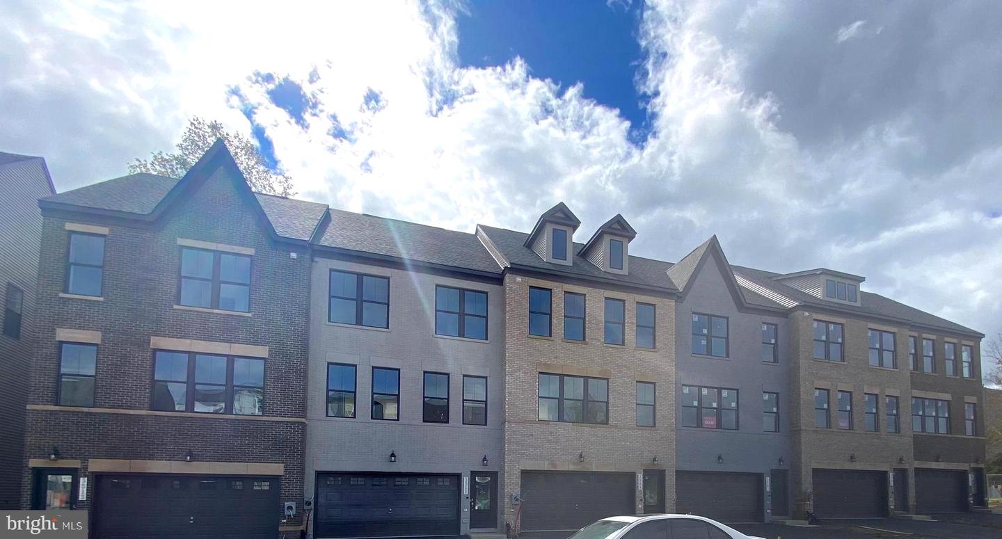 3511 Stella Blue Dr — photo