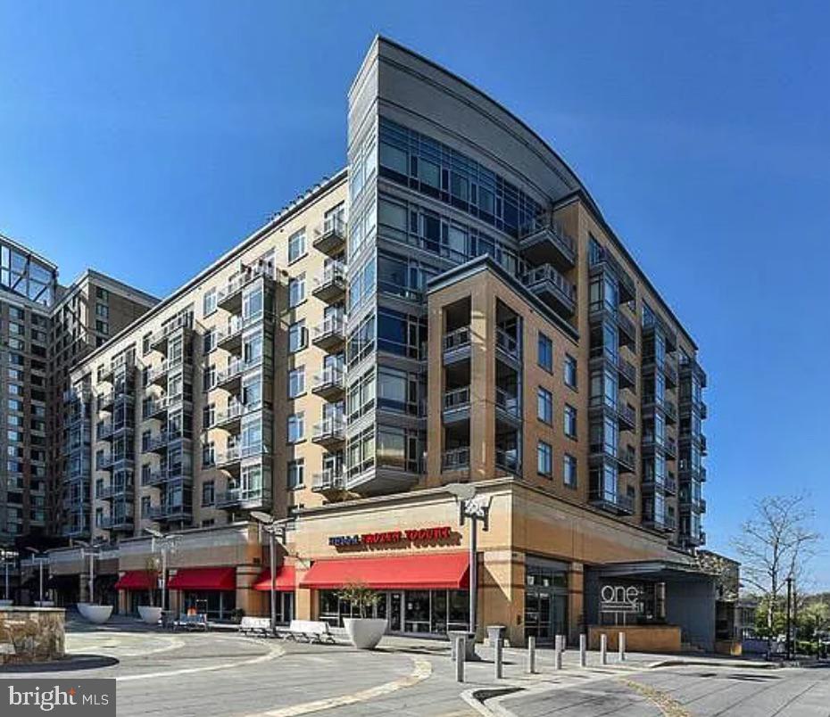 6506 America Blvd #816 — photo