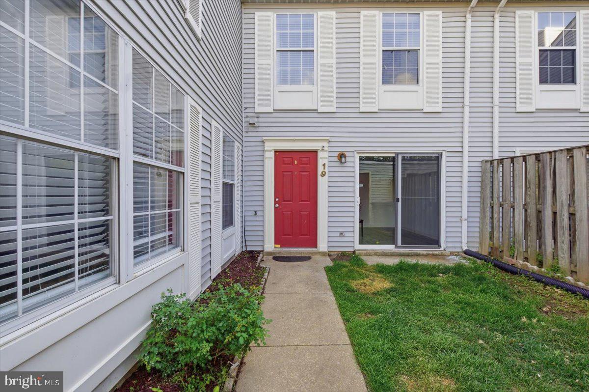 19 Barberry Ct #39-4 — photo