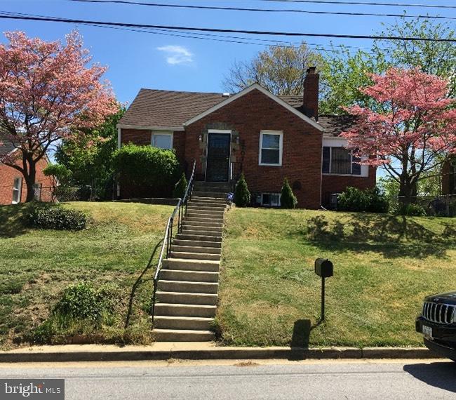 2707 Fairlawn St — photo