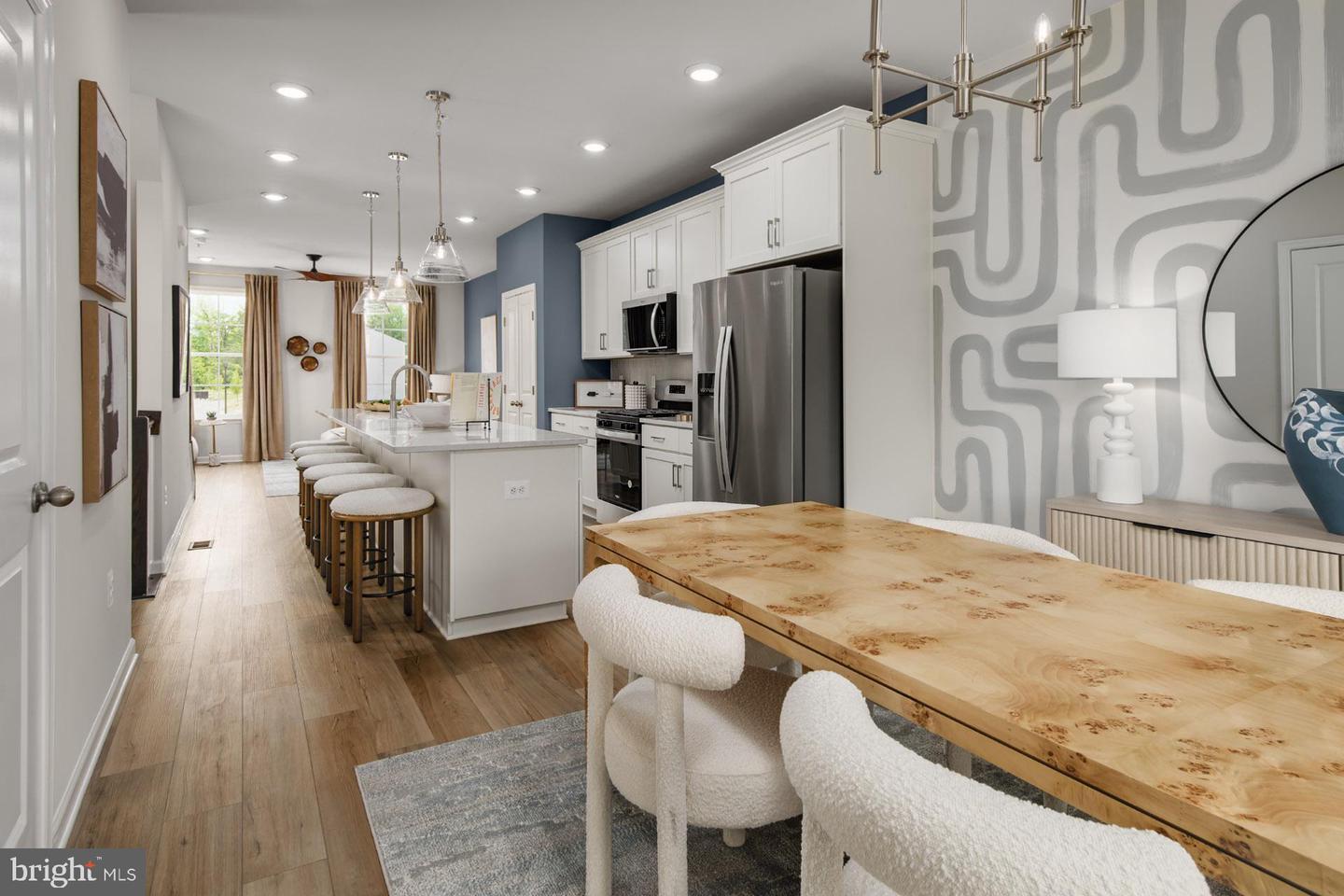 Homesite V30 Presidential Pkwy — photo