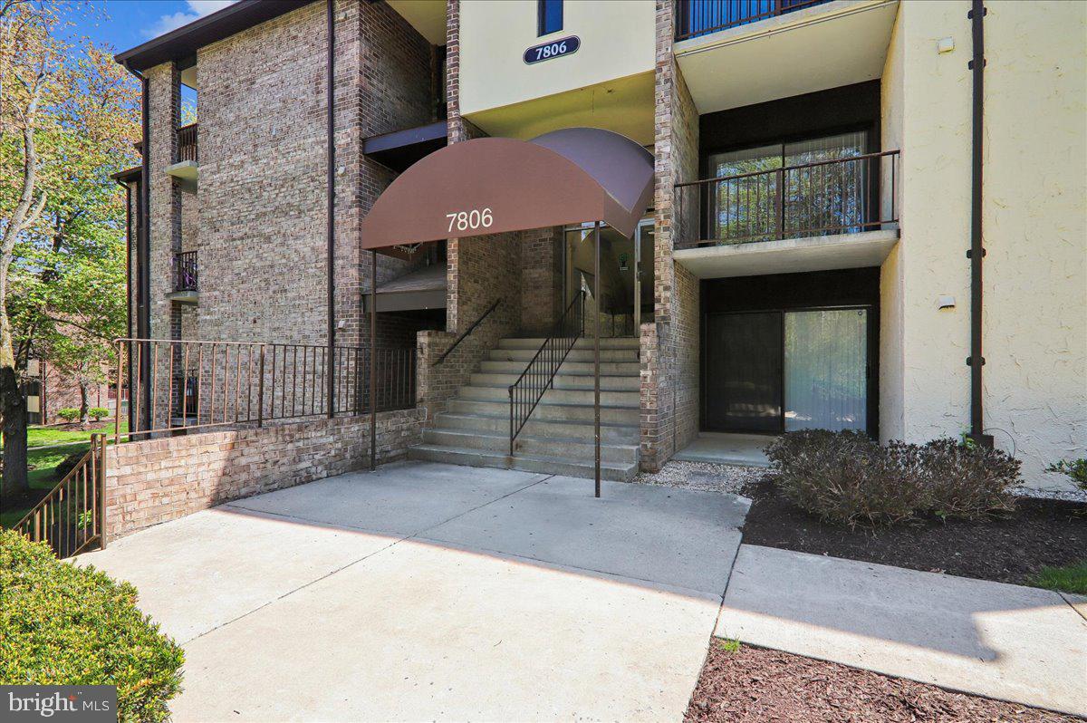 7806 Hanover Pkwy #307 — photo
