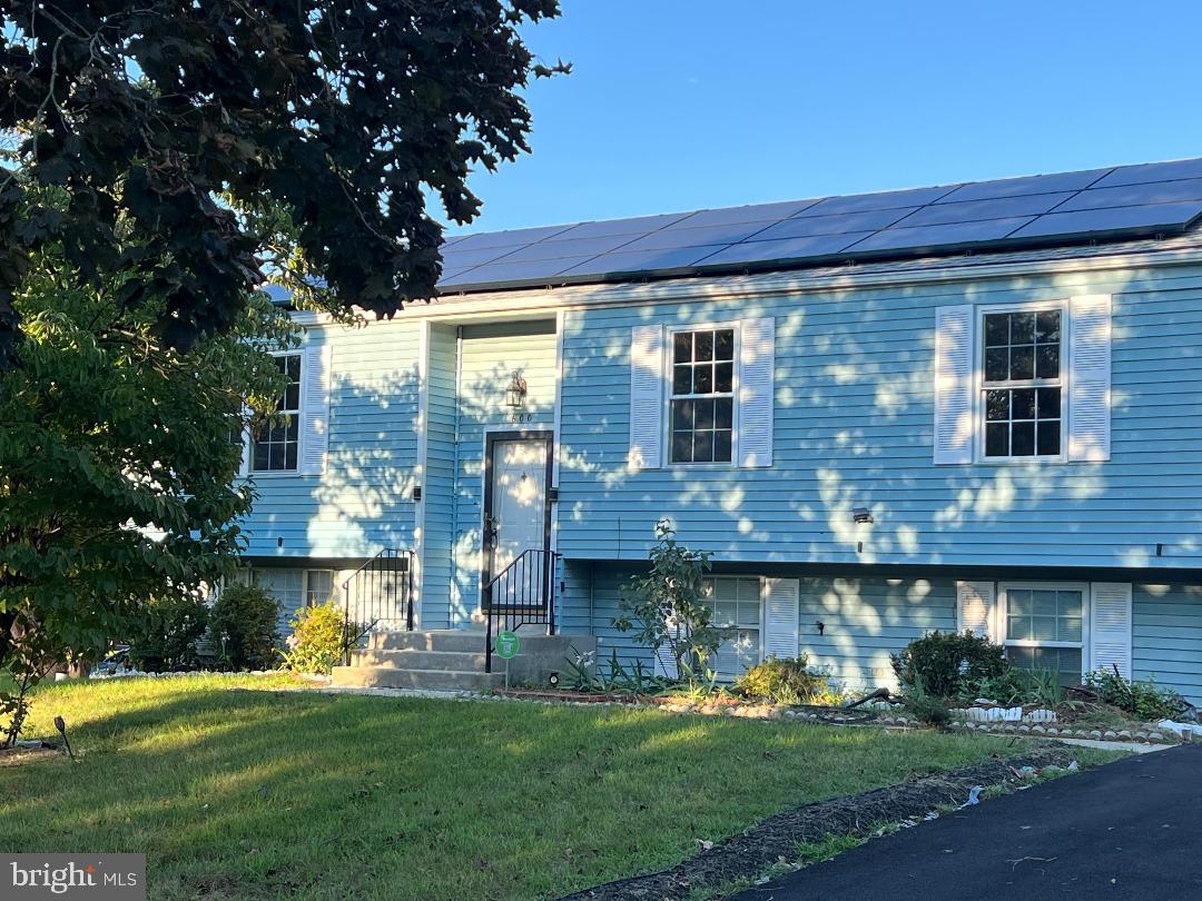 600 Castlewood Pl — photo