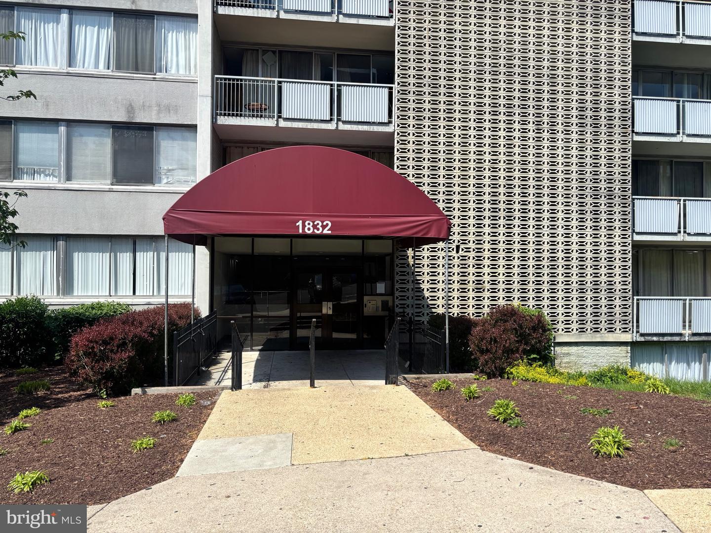 1832 Metzerott Rd #403 — photo