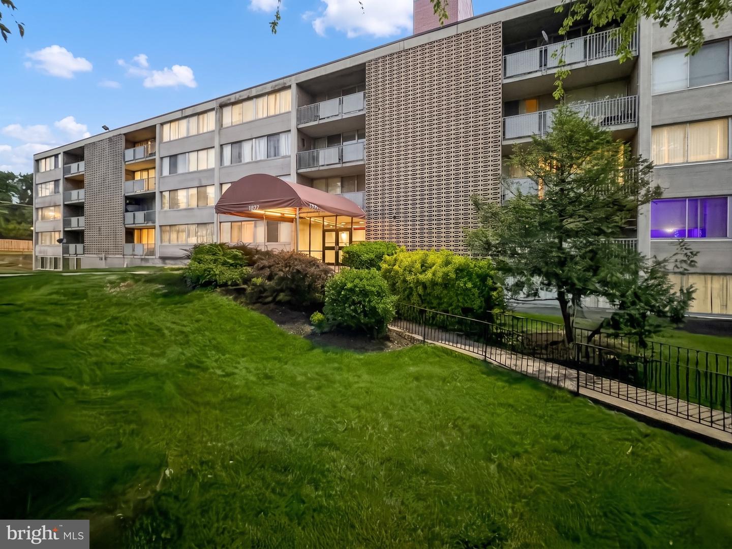 1822 Metzerott Rd #401 — photo