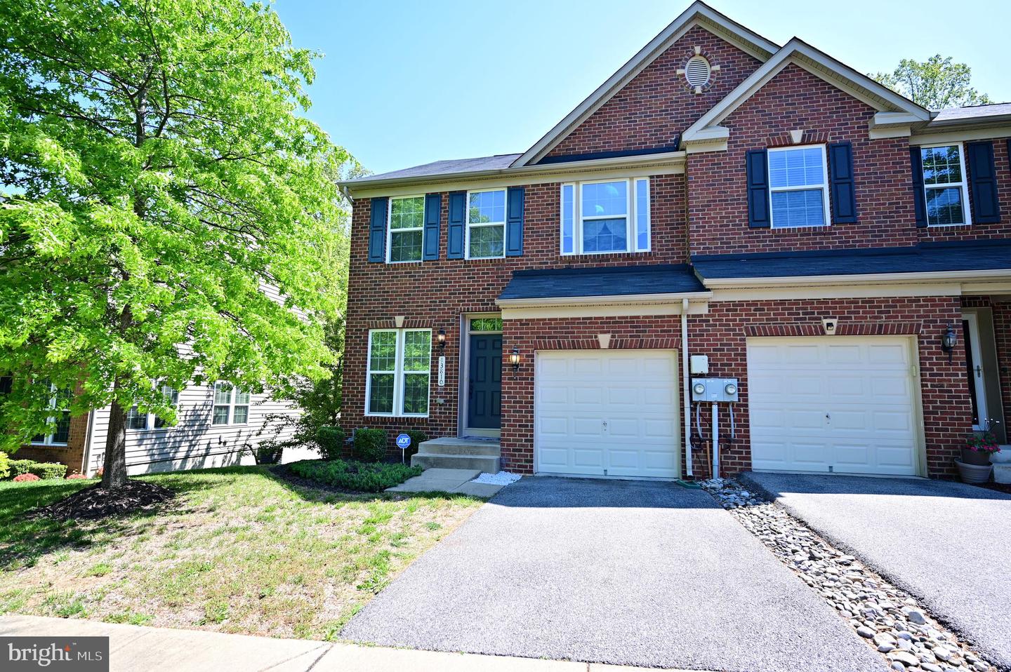 13810 Catzell Ct — photo