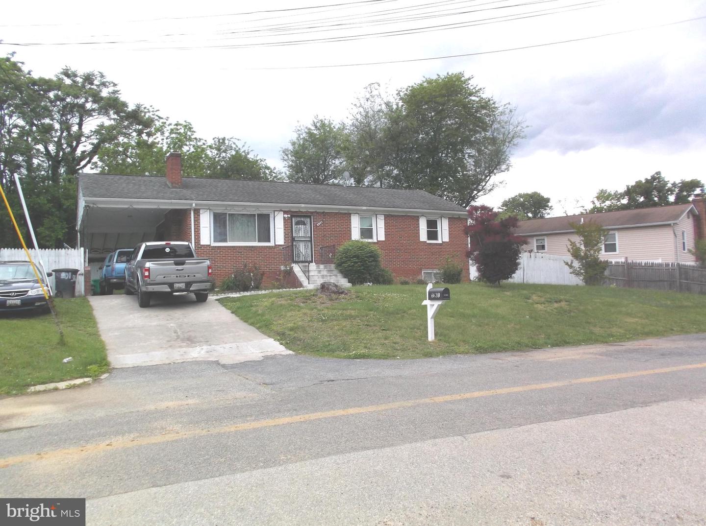 5801 Delta Ln — photo