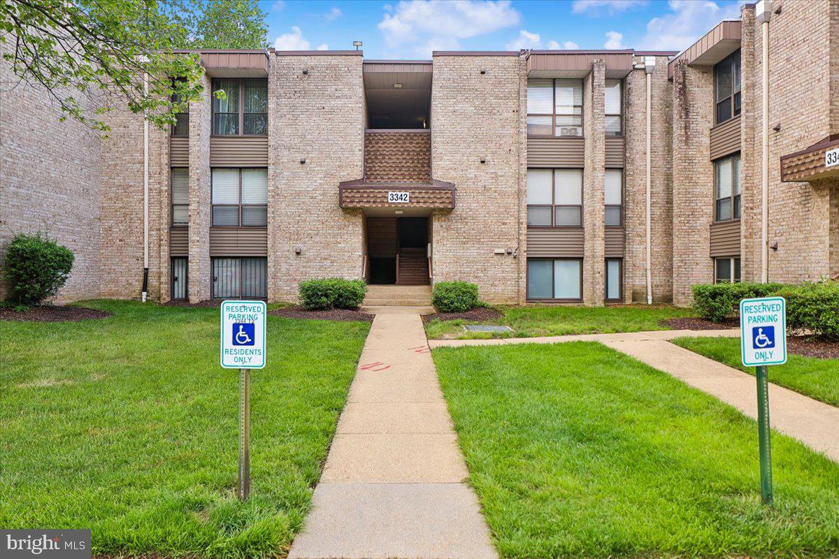 3342 Huntley Square Dr #T1 — photo