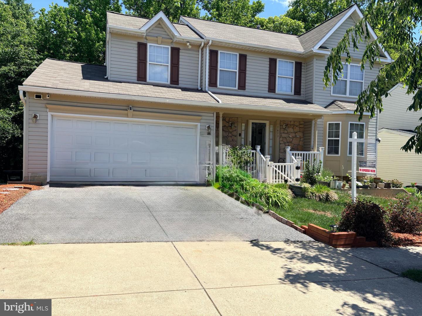 1617 Shady Glen Dr — photo