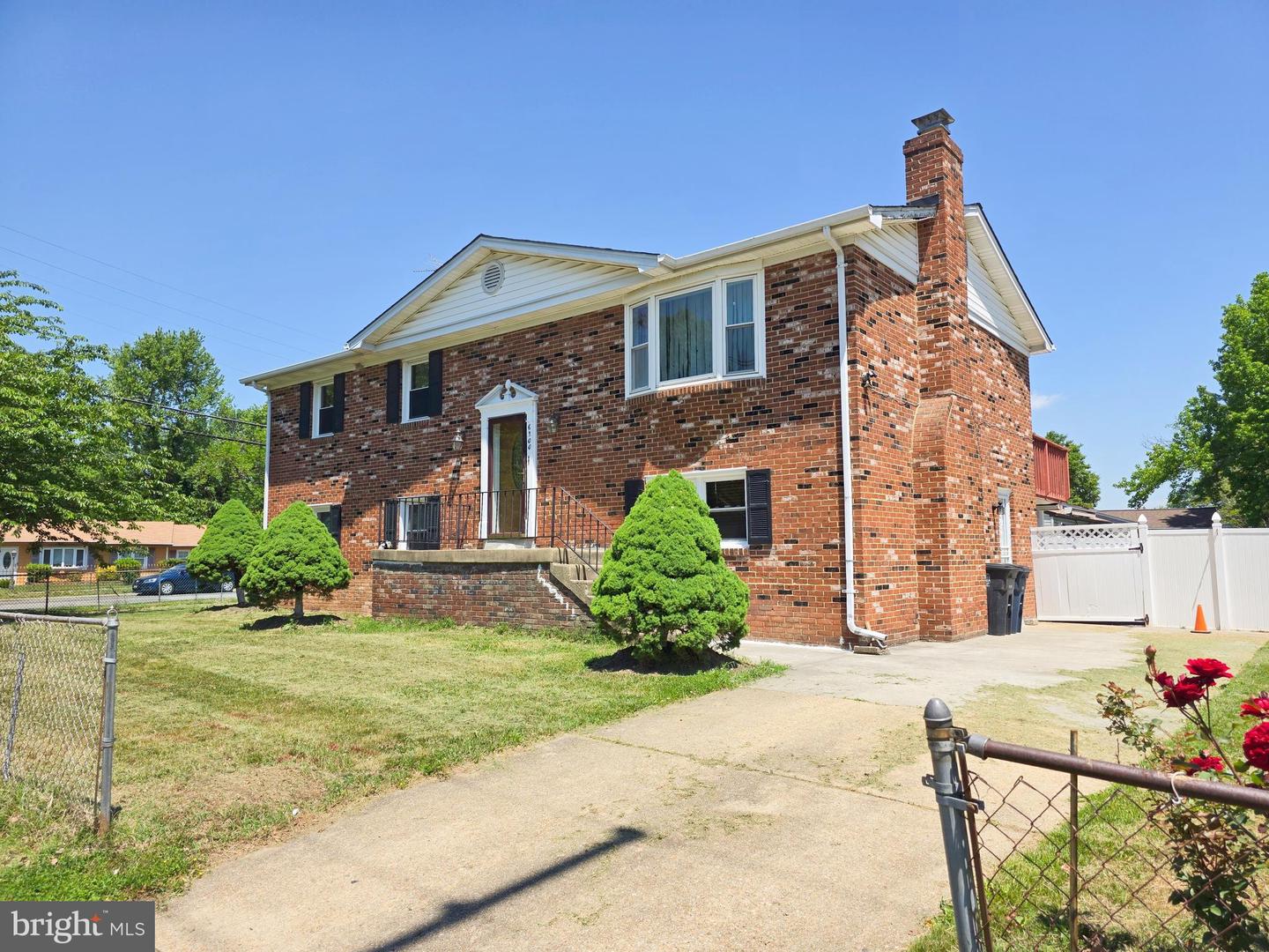 6300 Auth Rd — photo