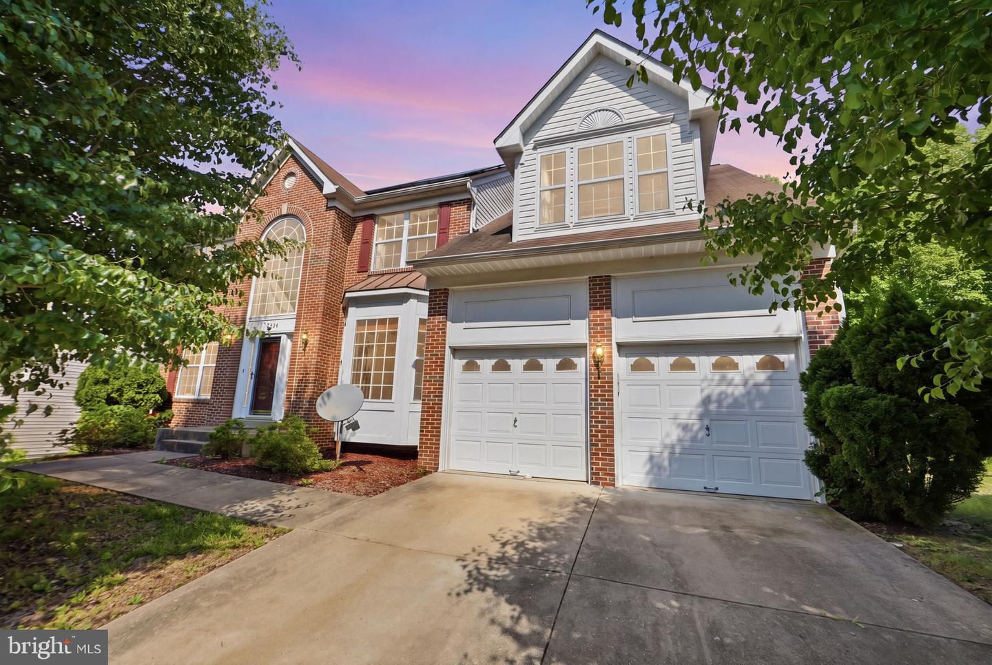 15204 Derbyshire Way — photo