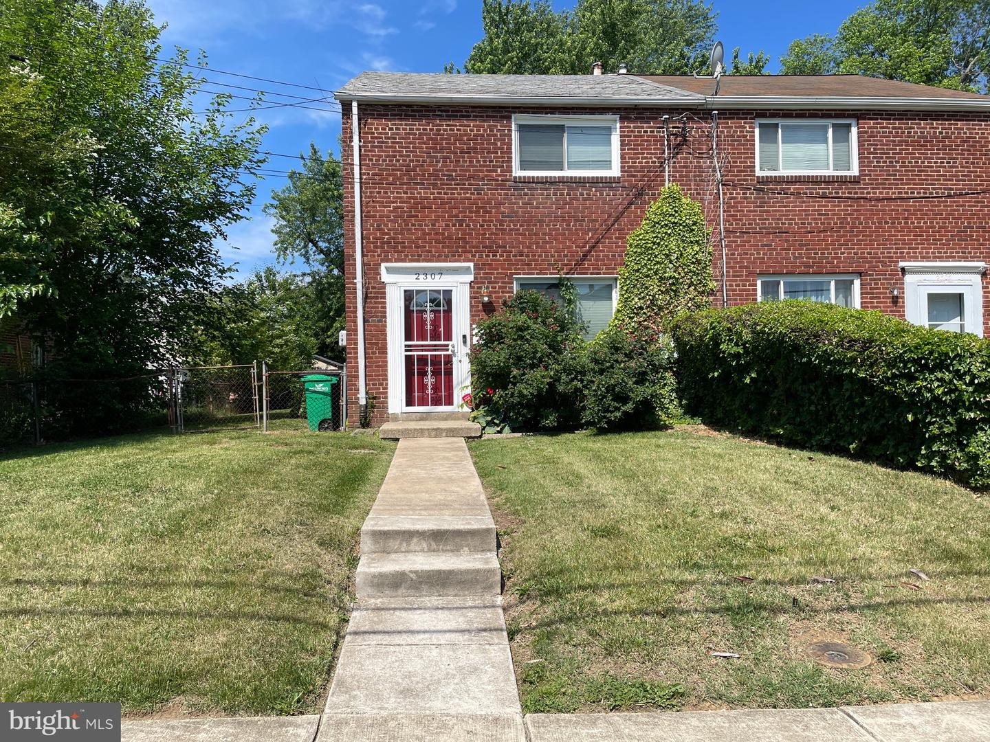 2307 Wyngate Rd — photo