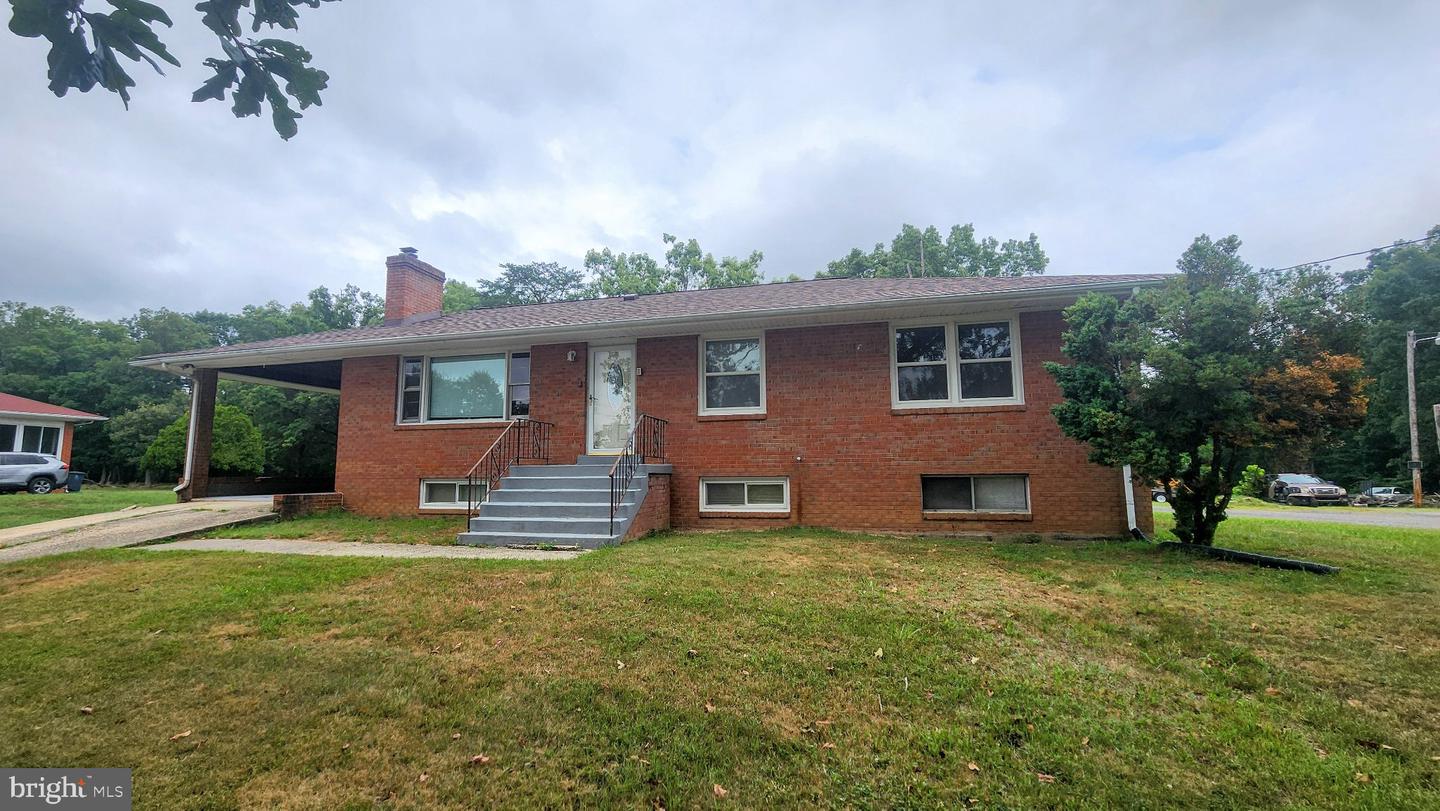 7612 Moores Rd — photo