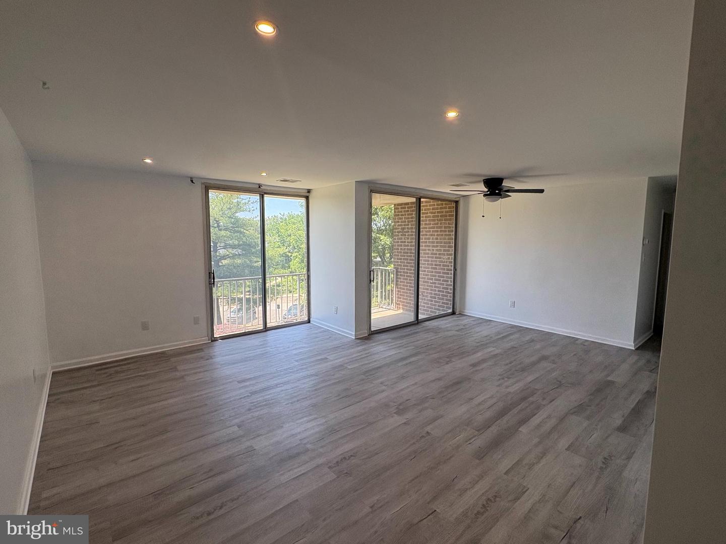 10241 Prince Pl #27-203 — photo