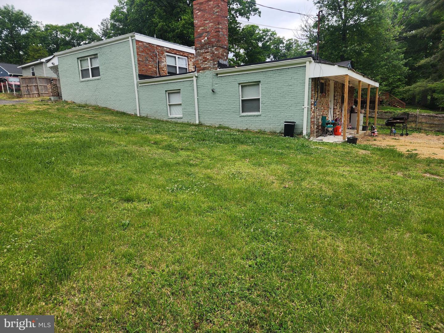 6208 Walton Ave — photo