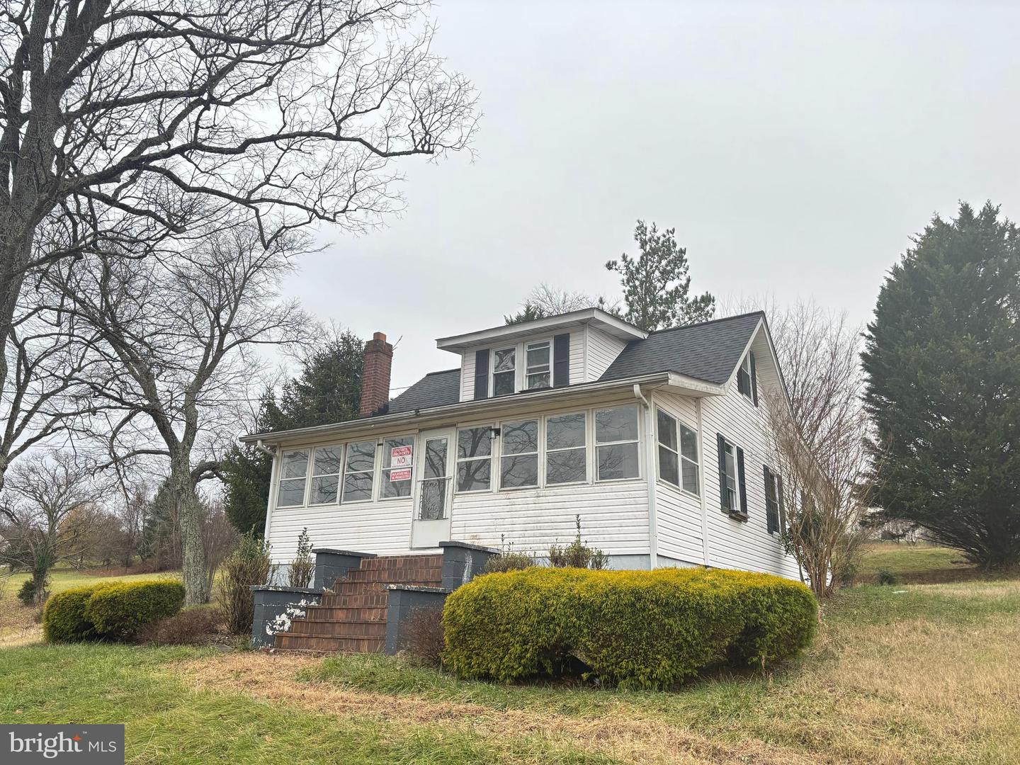 12309 Gallahan Rd — photo