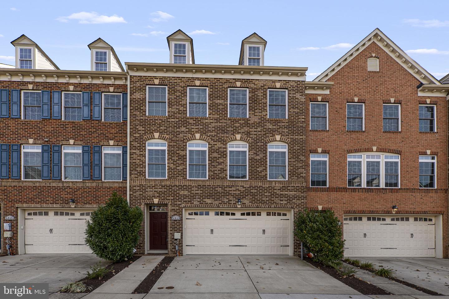 5313 Stream Bank Ln — photo