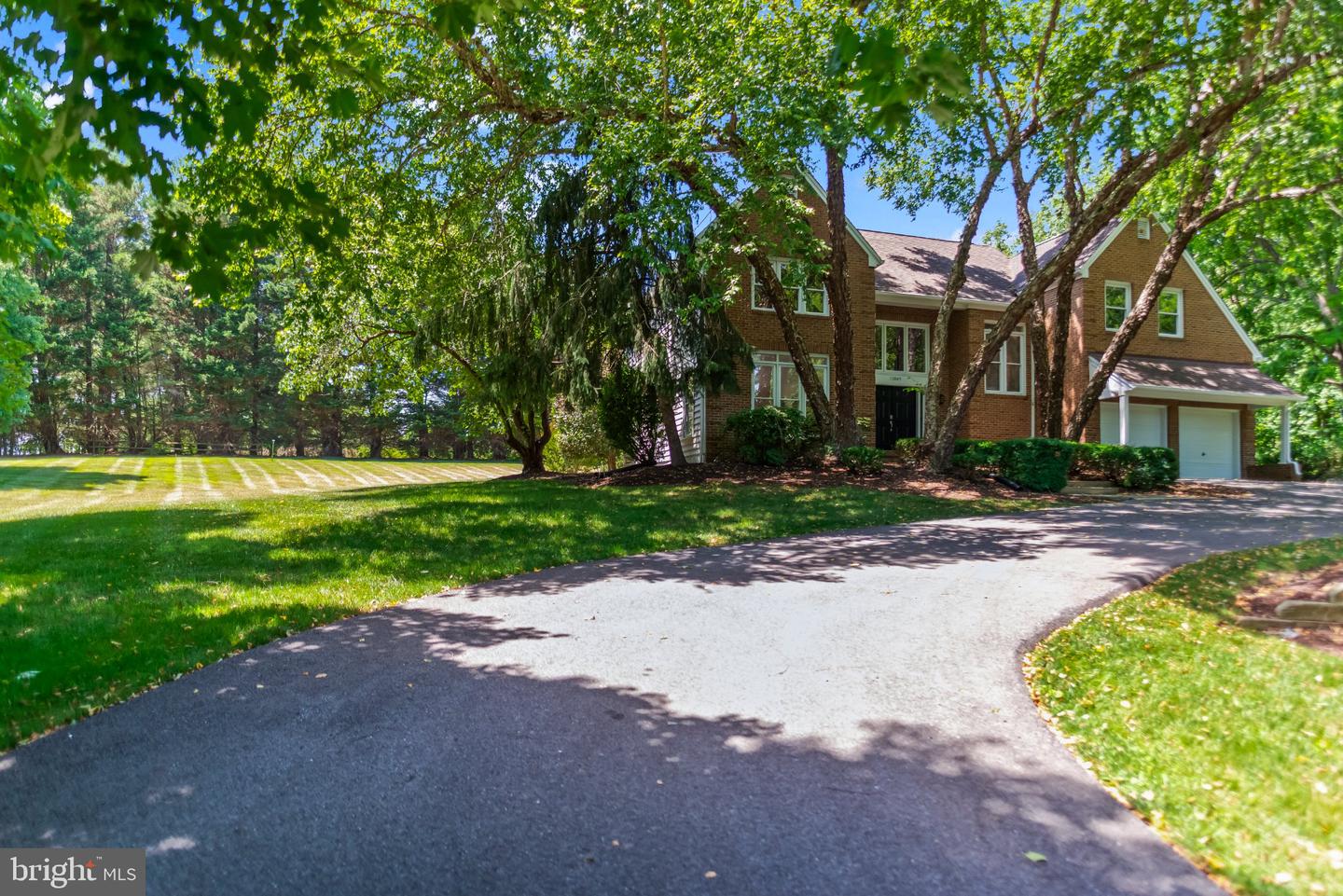 13805 W End Farm Rd — photo