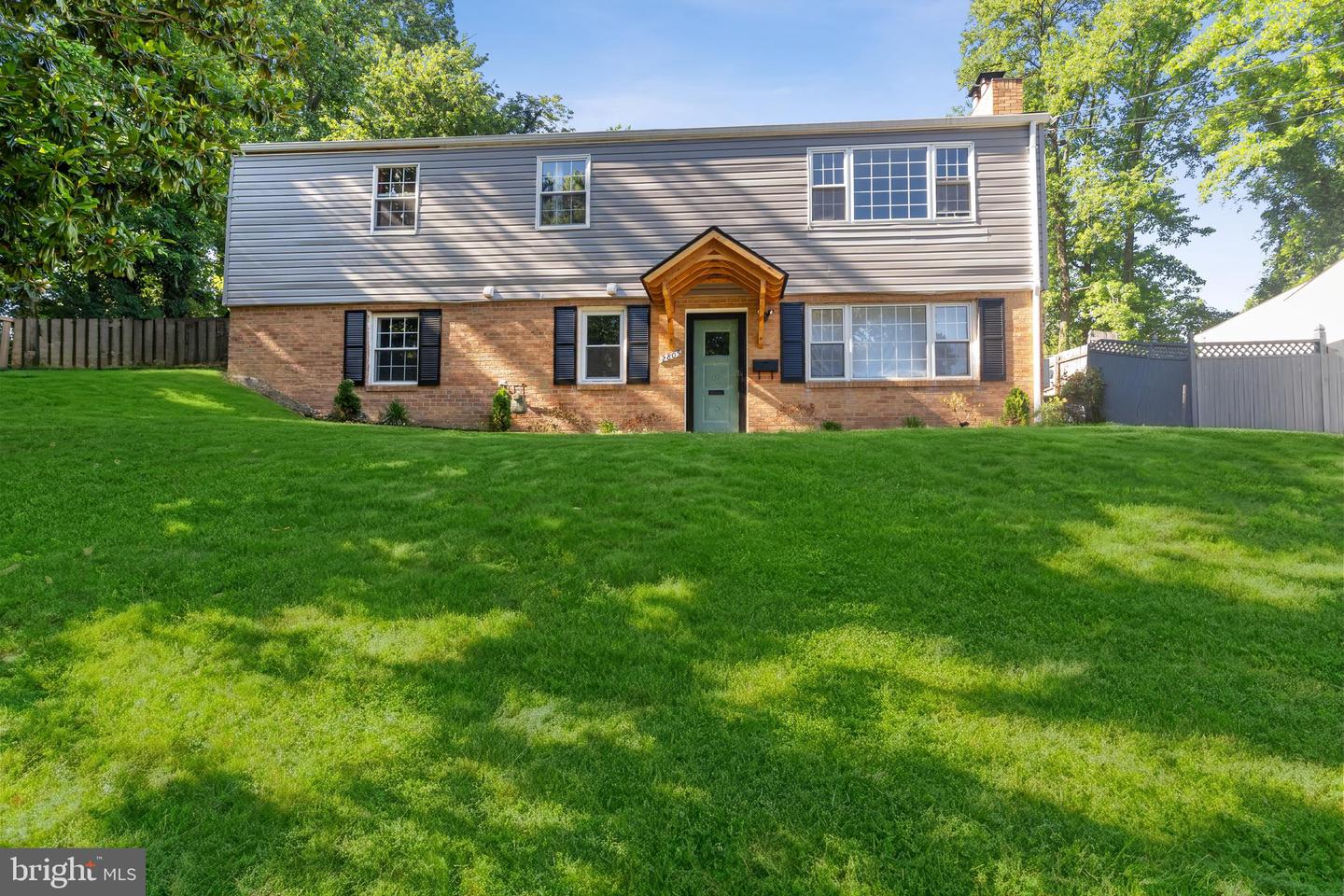2805 Hillcrest Pkwy — photo