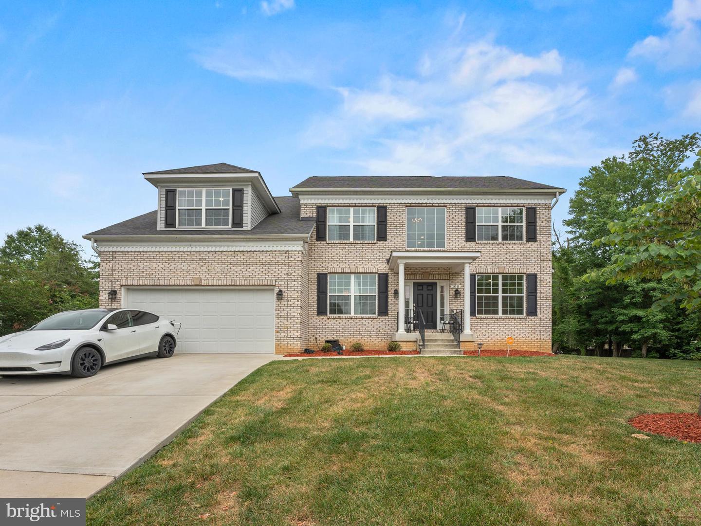 100 Inverness Ln — photo