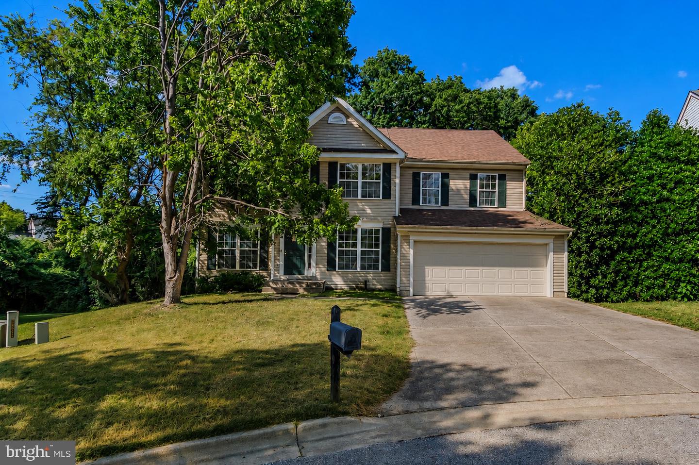 1004 Pembridge Ct — photo