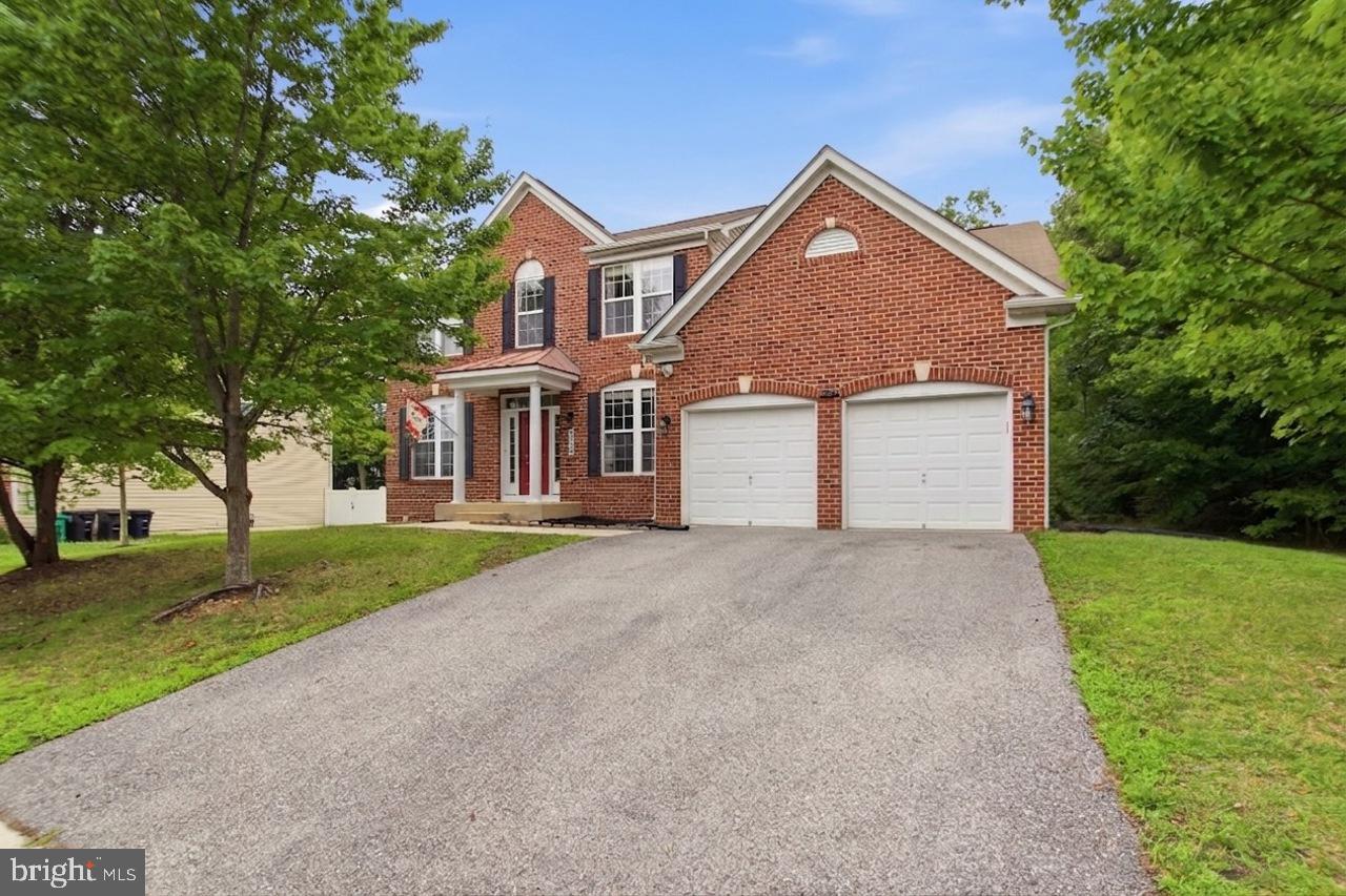 703 Yarrow Ct — photo