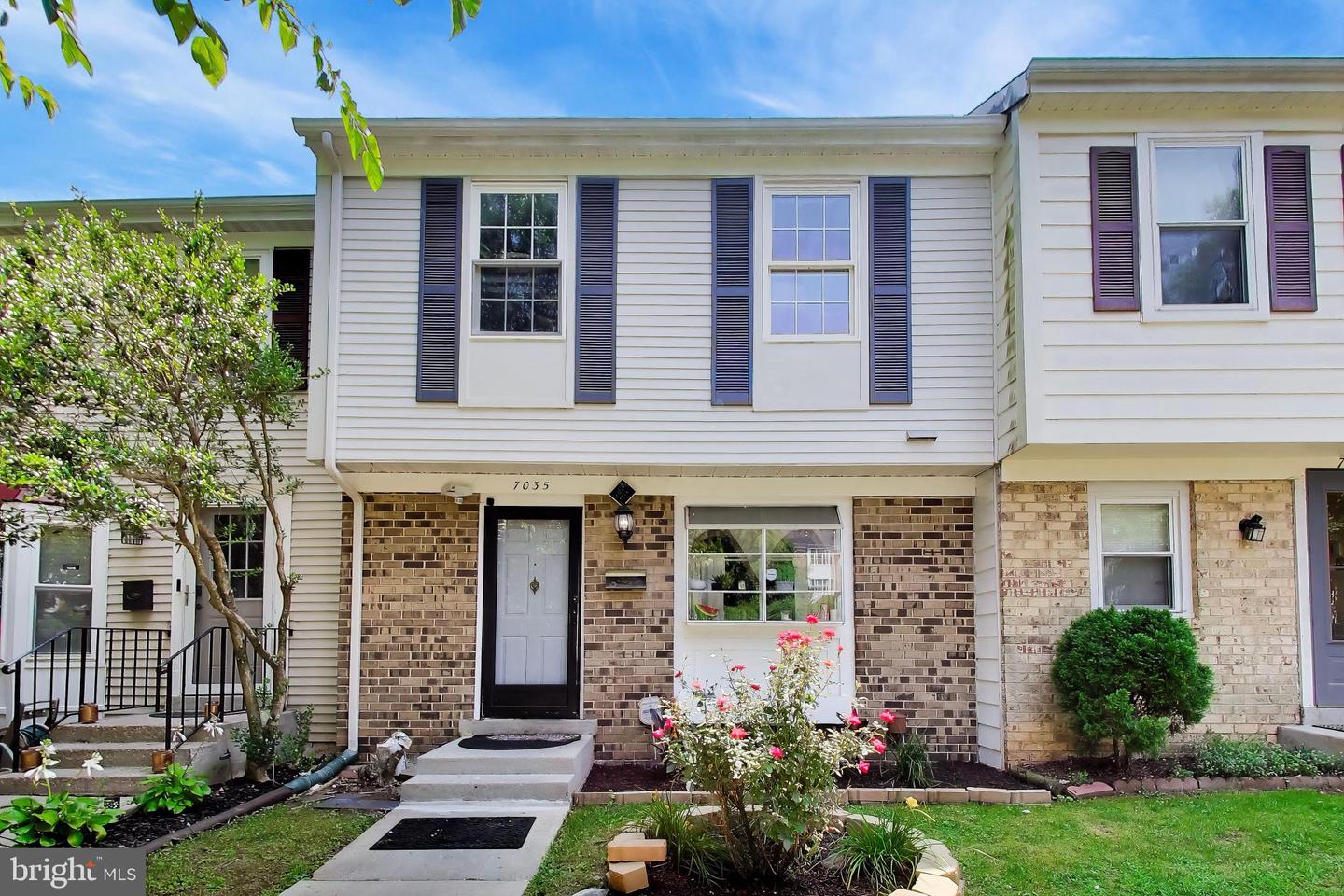 7035 Woodstream Ln — photo