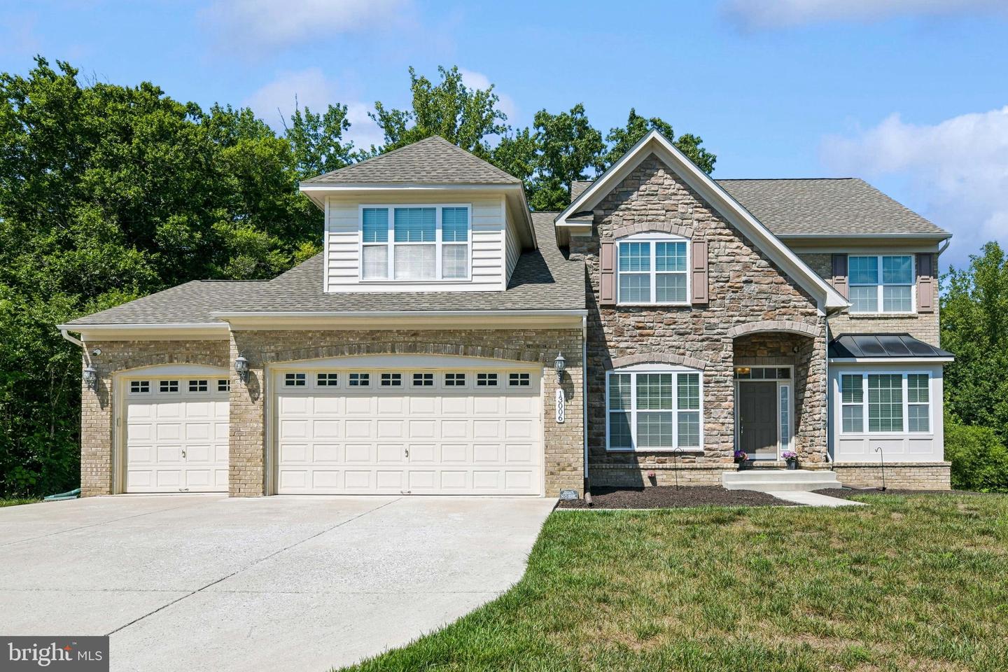 13006 Davenport Dr — photo