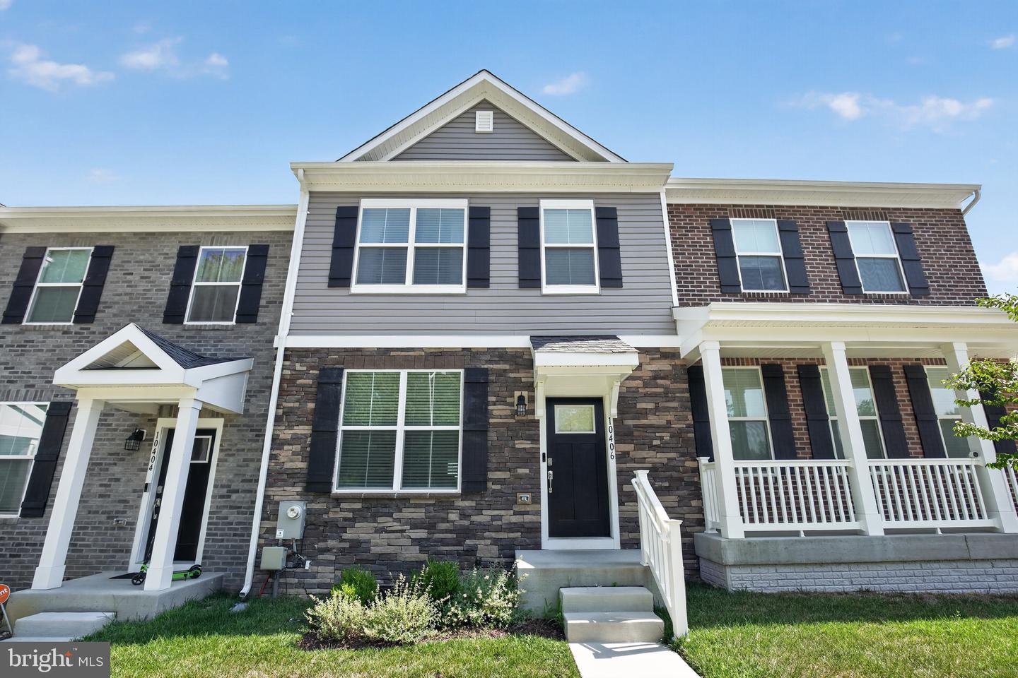 10406 Serenade Ln — photo