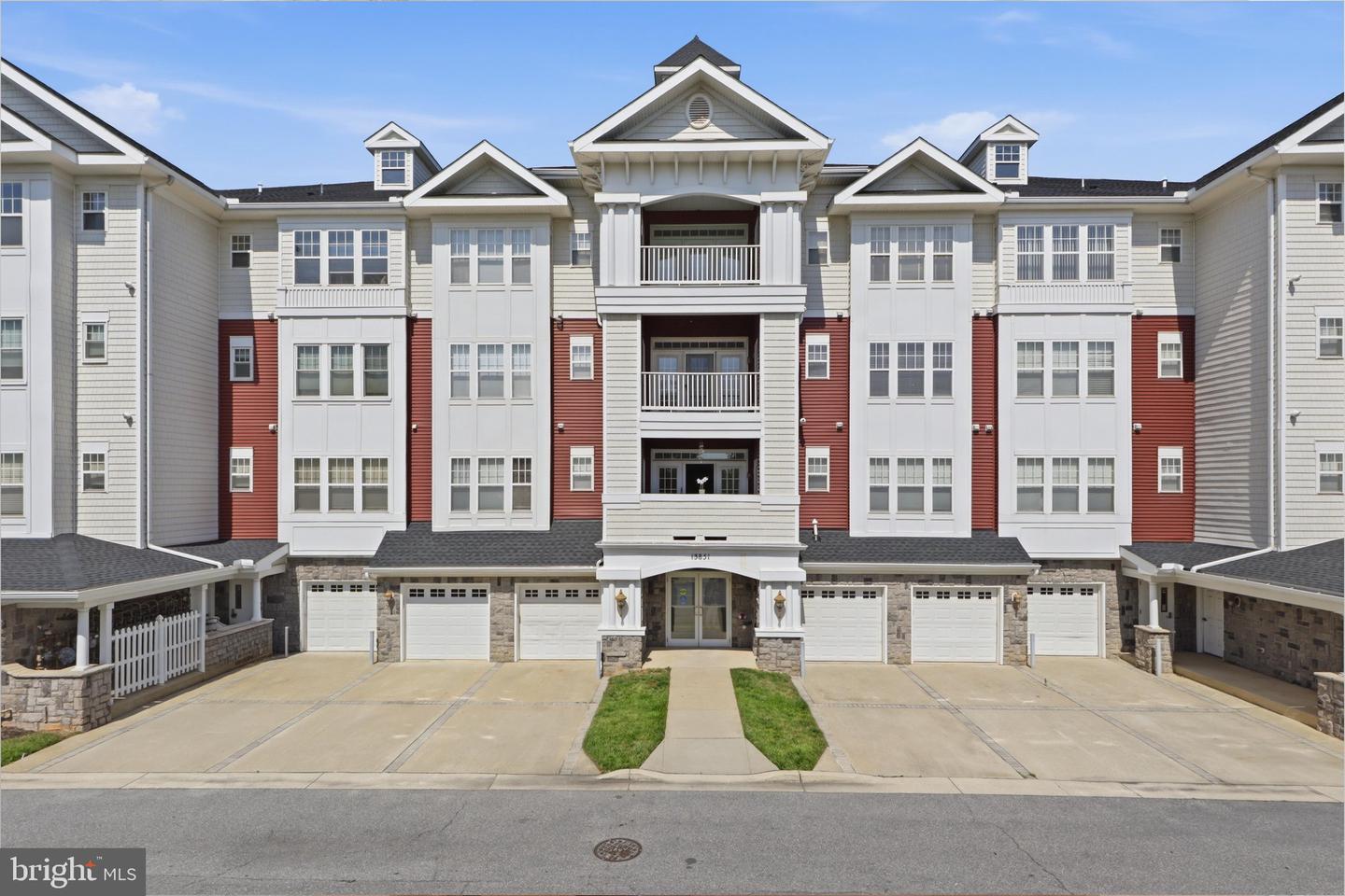 13851 Belle Chasse Blvd #315 — photo